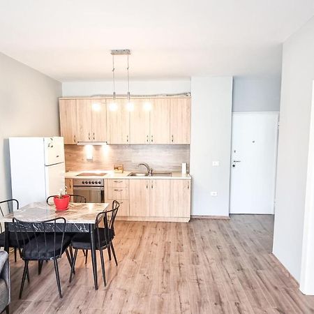 New Bazaar 1Bd Modern Apartment Tirana Eksteriør billede