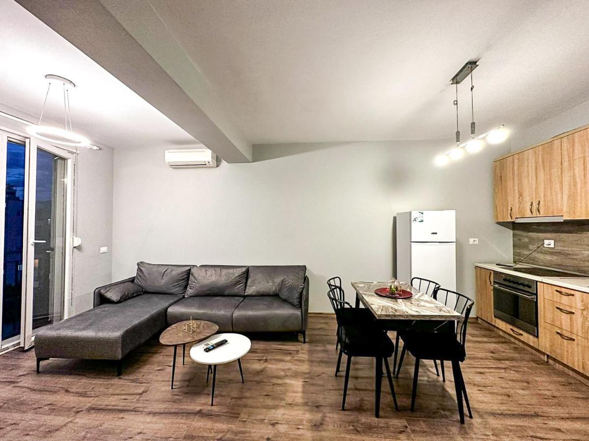 New Bazaar 1Bd Modern Apartment Tirana Eksteriør billede